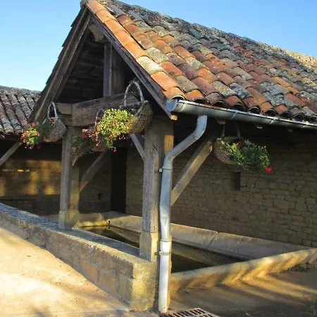Jarnioux - Les Meubles Des Pierres Dorees * Theize