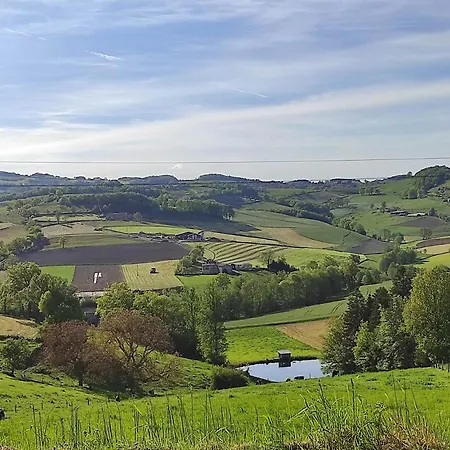 Aparthotel Jarnioux - Les Meubles Des Pierres Dorees *