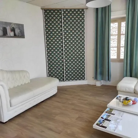 Jarnioux - Les Meubles Des Pierres Dorees Theize